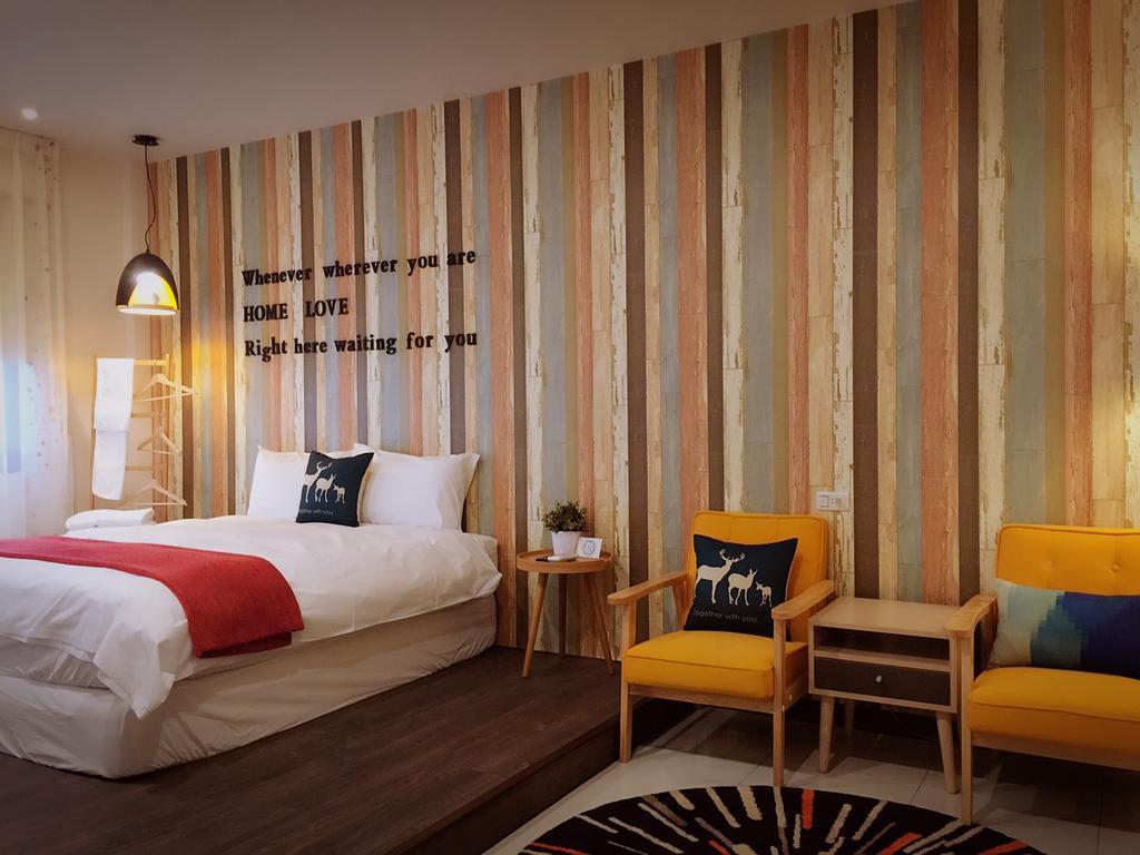 Ho.Me-Easyhouse Hotell Tainan Exteriör bild
