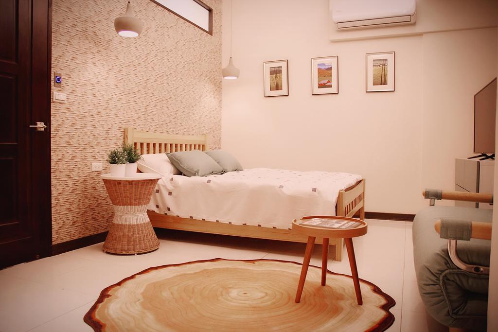 Ho.Me-Easyhouse Hotell Tainan Exteriör bild